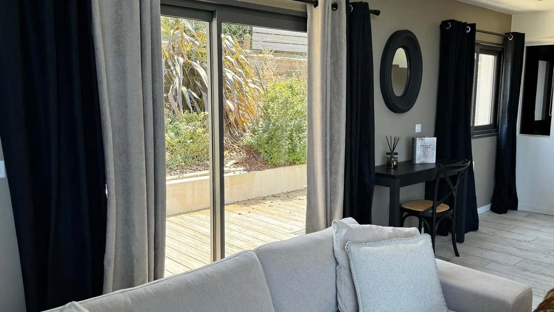 *** Hotel Pavillon De La Plage Trebeurden France