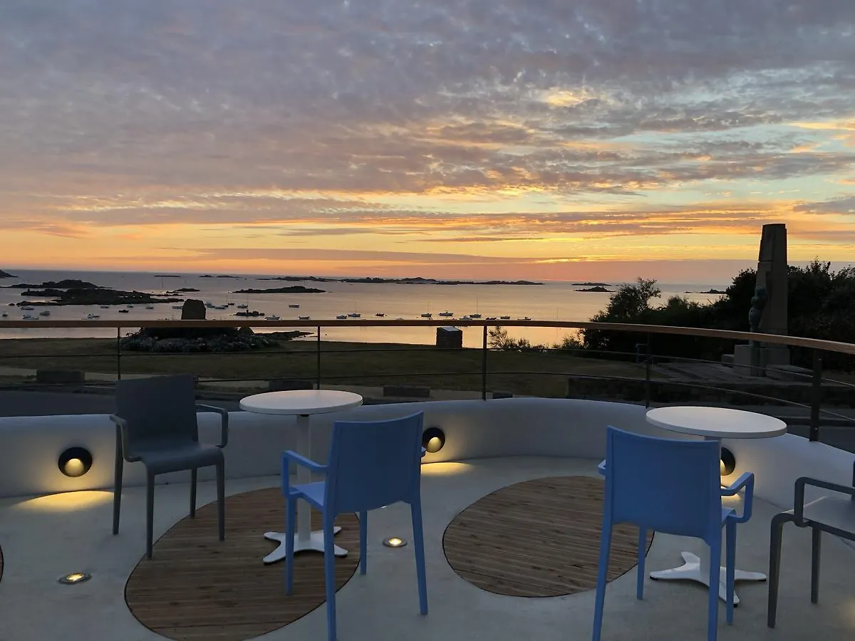 Pavillon De La Plage Trebeurden
